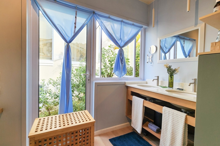 5 Bedroom Property for Sale in Welbedacht Western Cape